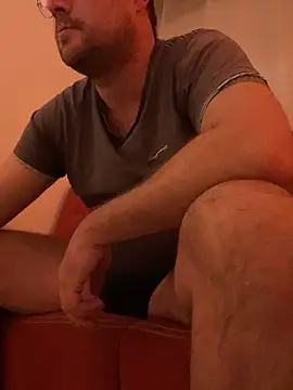 porompomperro online show from January 31, 2025, 7:29 pm