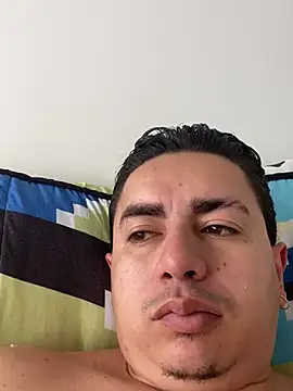 DanielGomez9 online show from March 13, 2025, 12:56 pm