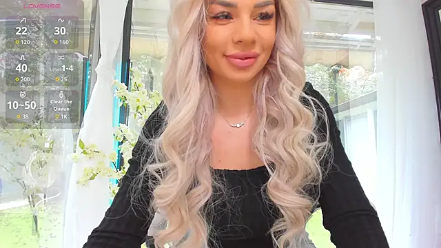 Snapshot of Russian_Ava chatting on October 4, 2025, 7:32 am Russian Ava online show from October 4, 2025, 7:32 am