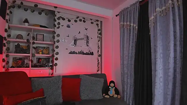 Snapshot of Couple_muscle1 chatting on December 15, 2025, 10:37 pm Couple muscle1 online show from December 15, 2025, 10:37 pm