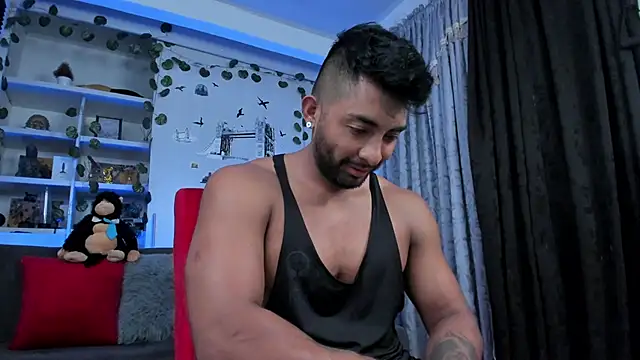 Snapshot of Couple_muscle1 chatting on September 8, 2025, 9:58 pm Couple muscle1 online show from September 8, 2025, 9:58 pm