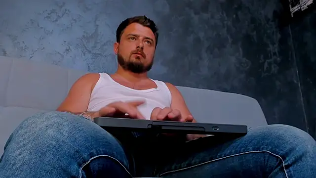 Snapshot of Master_Mark_Wayne chatting on June 29, 2026, 6:20 am Master Mark Wayne online show from June 29, 2026, 6:20 am