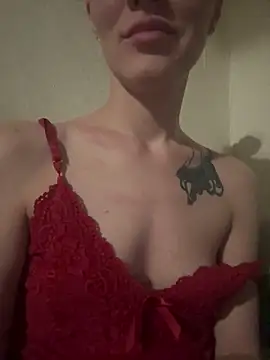 Nikol Clare online show from May 22, 2026, 9:02 pm