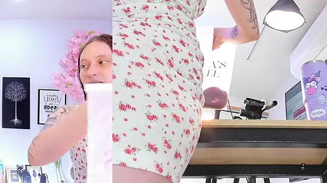 Snapshot of Siouxsie_cenobite chatting on October 18, 2025, 11:45 am Siouxsie cenobite online show from October 18, 2025, 11:45 am