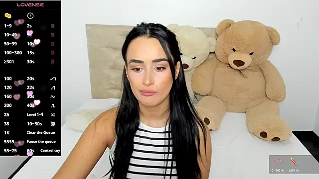 Snapshot of DarcieJane chatting on December 3, 2024, 7:39 pm DarcieJane online show from December 3, 2024, 7:39 pm