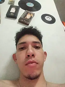 Dilan blakc  online show from November 20, 2025, 12:11 am