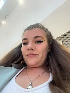Holy Tereza online show from June 24, 2026, 3:43 pm