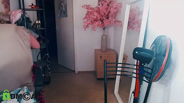 Snapshot of _KittyBoo chatting on February 6, 2025, 2:58 pm KittyBoo online show from February 6, 2025, 2:58 pm