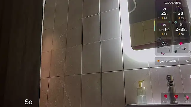 Addelin Moon online show from April 26, 2026, 12:35 pm