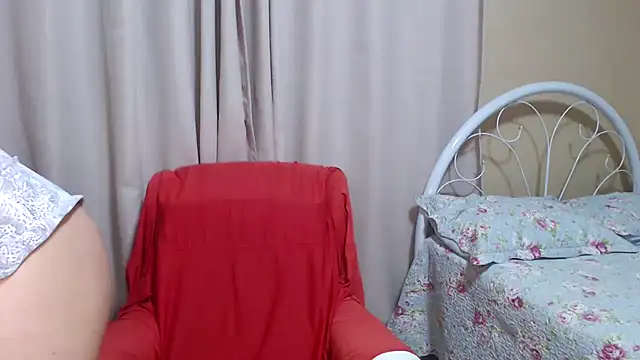 Snapshot of casadainocente chatting on March 15, 2025, 2:35 am casadainocente online show from March 15, 2025, 2:35 am