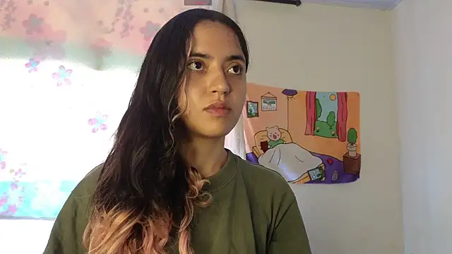 Snapshot of ViolettaSummer chatting on January 13, 2025, 3:26 pm ViolettaSummer online show from January 13, 2025, 3:26 pm