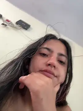 Snapshot of ViolettaSummer chatting on December 14, 2025, 11:49 am ViolettaSummer online show from December 14, 2025, 11:49 am