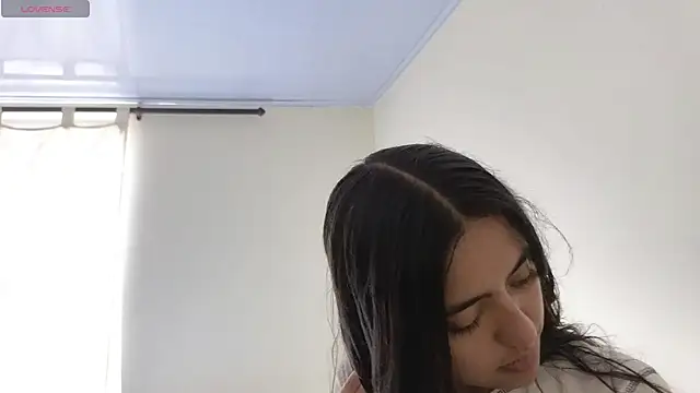 Snapshot of ViolettaSummer chatting on October 4, 2025, 5:36 pm ViolettaSummer online show from October 4, 2025, 5:36 pm