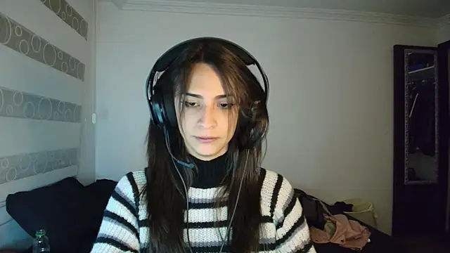 Snapshot of Dollbehavior_ chatting on October 20, 2025, 3:08 am Dollbehavior online show from October 20, 2025, 3:08 am