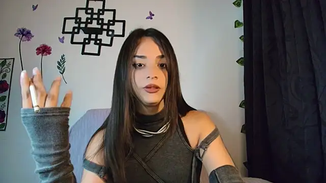 Snapshot of Dollbehavior_ chatting on November 5, 2025, 3:42 am Dollbehavior online show from November 5, 2025, 3:42 am