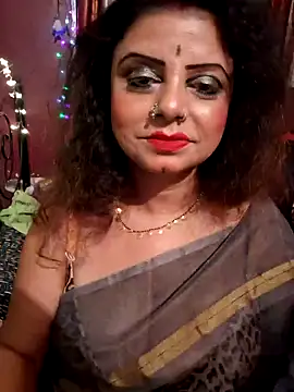 Snapshot of Maaya66 chatting on January 10, 2025, 7:21 pm Maaya66 online show from January 10, 2025, 7:21 pm