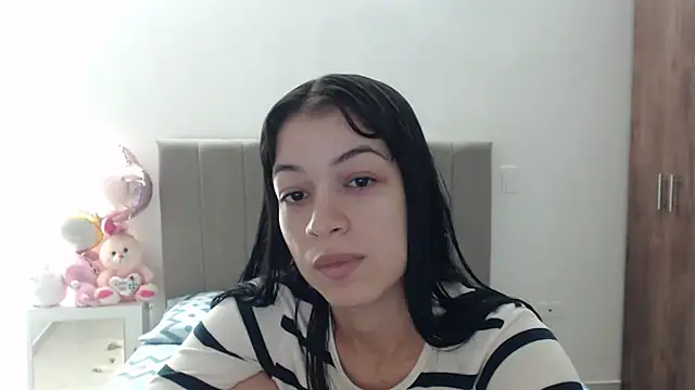 Snapshot of Caribbean_beauty_ chatting on October 13, 2025, 11:38 pm Caribbean beauty online show from October 13, 2025, 11:38 pm