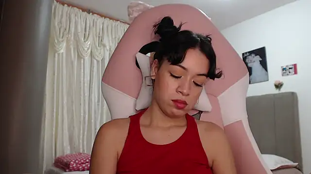 Snapshot of Caribbean_beauty_ chatting on January 11, 2025, 1:06 am Caribbean beauty online show from January 11, 2025, 1:06 am