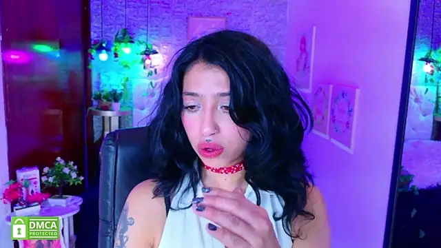 REDHOTTER  online show from February 4, 2026, 7:42 pm