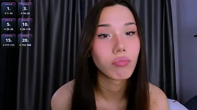 Kaia Sunshine Mia online show from January 18, 2026, 11:35 am