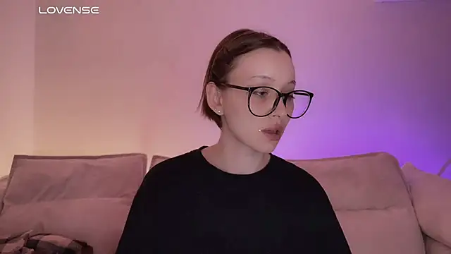 Snapshot of yourconcept chatting on December 3, 2025, 6:18 pm yourconcept online show from December 3, 2025, 6:18 pm