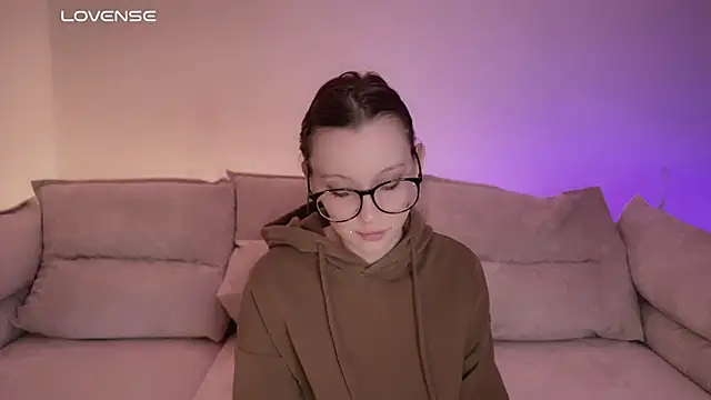 Snapshot of yourconcept chatting on December 5, 2025, 6:17 pm yourconcept online show from December 5, 2025, 6:17 pm