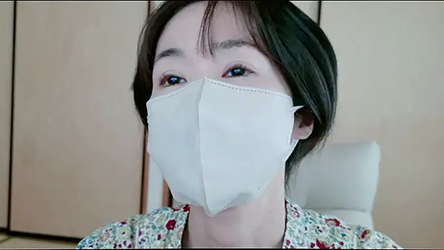 xxArisaxx online show from April 9, 2026, 6:04 am