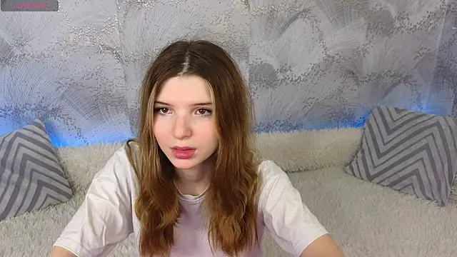 Snapshot of sofia__home chatting on February 28, 2025, 11:03 am sofia home online show from February 28, 2025, 11:03 am