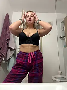 AllysonK online show from January 15, 2026, 11:02 am