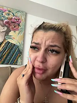 AllysonK online show from June 4, 2026, 1:38 pm