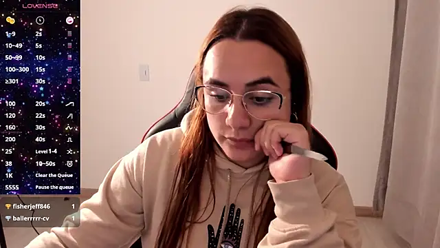 maryluna95 online show from October 28, 2025, 2:12 am