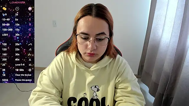 maryluna95 online show from November 6, 2025, 2:43 pm