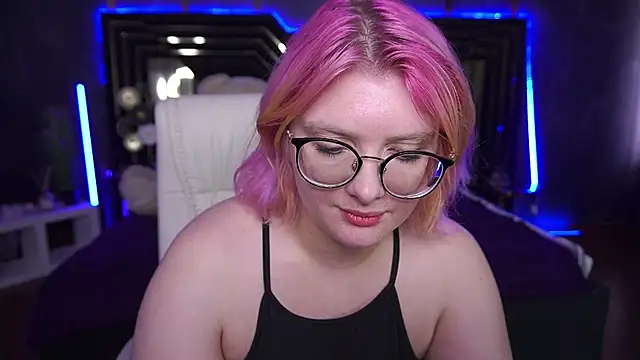 Snapshot of CoolTatis chatting on September 20, 2025, 6:51 am CoolTatis online show from September 20, 2025, 6:51 am