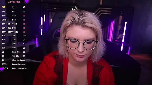 Snapshot of CoolTatis chatting on March 16, 2025, 7:48 am CoolTatis online show from March 16, 2025, 7:48 am