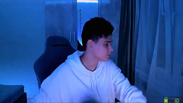 Snapshot of Foxicfu chatting on March 10, 2025, 3:09 pm Foxicfu online show from March 10, 2025, 3:09 pm