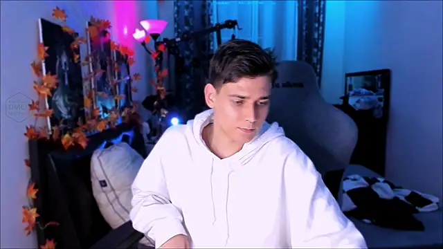 Snapshot of Foxicfu chatting on September 29, 2025, 6:02 pm Foxicfu online show from September 29, 2025, 6:02 pm