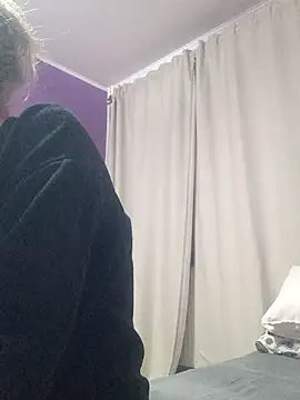 Snapshot of BritneyHudson chatting on October 26, 2025, 3:07 am BritneyHudson online show from October 26, 2025, 3:07 am