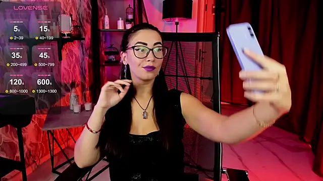 Snapshot of RitaSonnet chatting on September 30, 2025, 9:15 am RitaSonnet online show from September 30, 2025, 9:15 am