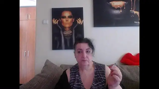 maturekorine online show from April 6, 2026, 1:23 pm