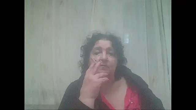 Snapshot of maturekorine chatting on December 14, 2025, 7:19 pm maturekorine online show from December 14, 2025, 7:19 pm