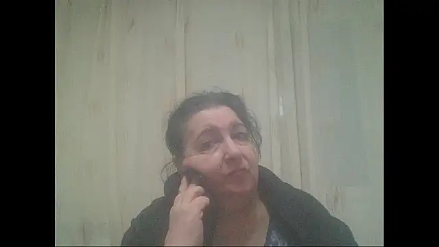Snapshot of maturekorine chatting on February 20, 2026, 5:04 pm maturekorine online show from February 20, 2026, 5:04 pm
