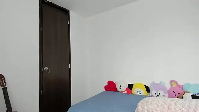 Snapshot of Eli_dl chatting on January 8, 2026, 8:37 pm Eli dl online show from January 8, 2026, 8:37 pm