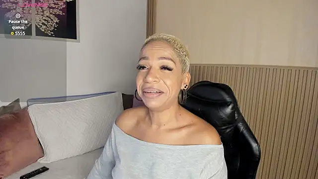 summer night  online show from January 6, 2026, 11:14 am