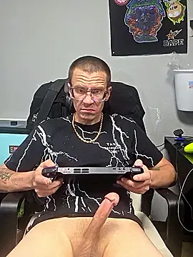 Snapshot of Hatchetwound6969 chatting on March 19, 2026, 11:49 pm Hatchetwound6969 online show from March 19, 2026, 11:49 pm