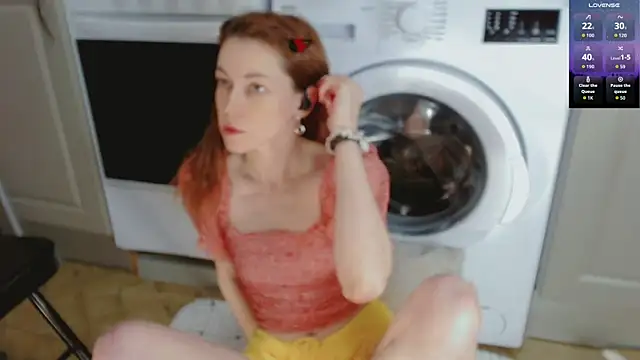 Amina Barbarian online show from September 28, 2025, 4:58 pm