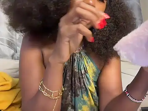 Chocolate queen2 online show from March 2, 2026, 2:35 pm