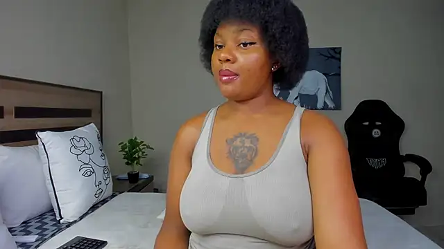 Renee-18 online show from February 4, 2026, 3:12 am