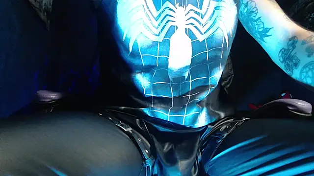 Dicaprioo  online show from April 14, 2026, 4:17 am