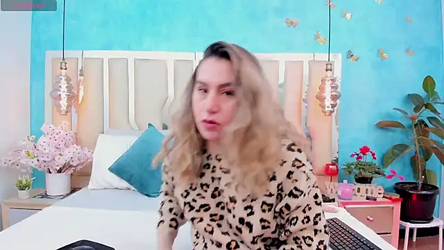 RubbyTaylor online show from March 28, 2026, 11:33 am