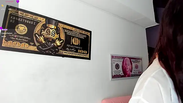 Snapshot of Elsalombardi_ chatting on October 1, 2025, 12:20 pm Elsalombardi  online show from October 1, 2025, 12:20 pm